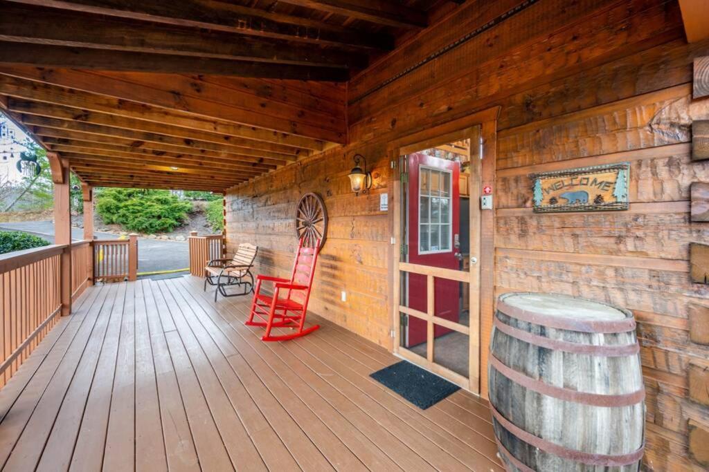 Over The Mountain - Smoky Mountain View Cabin Севьервилл Экстерьер фото