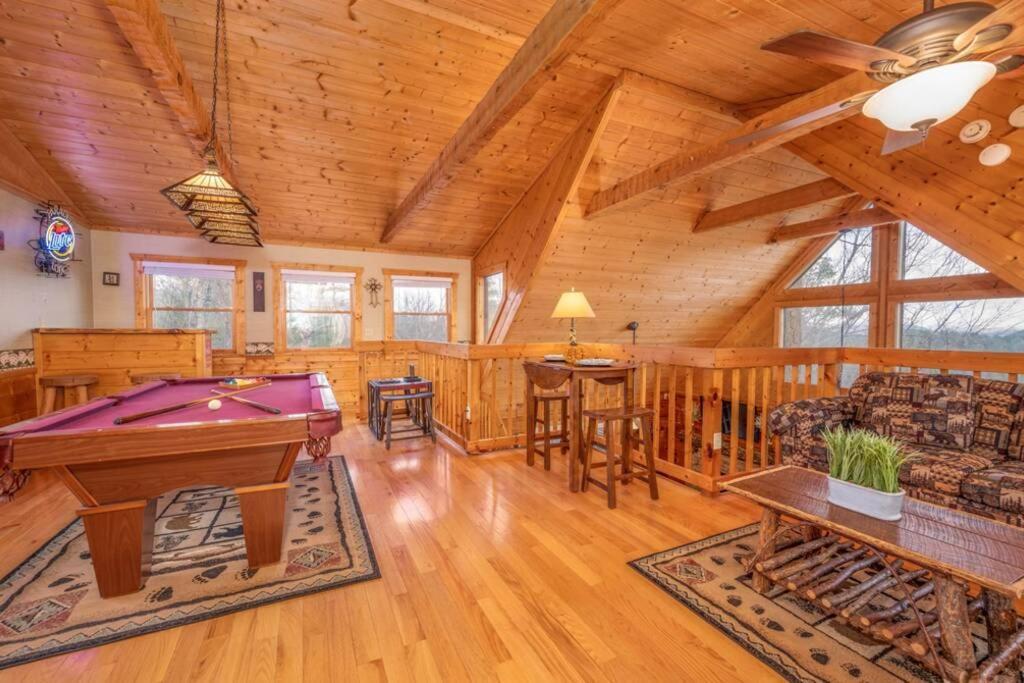 Over The Mountain - Smoky Mountain View Cabin Севьервилл Экстерьер фото