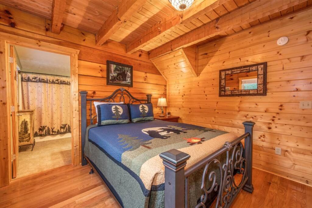 Over The Mountain - Smoky Mountain View Cabin Севьервилл Экстерьер фото