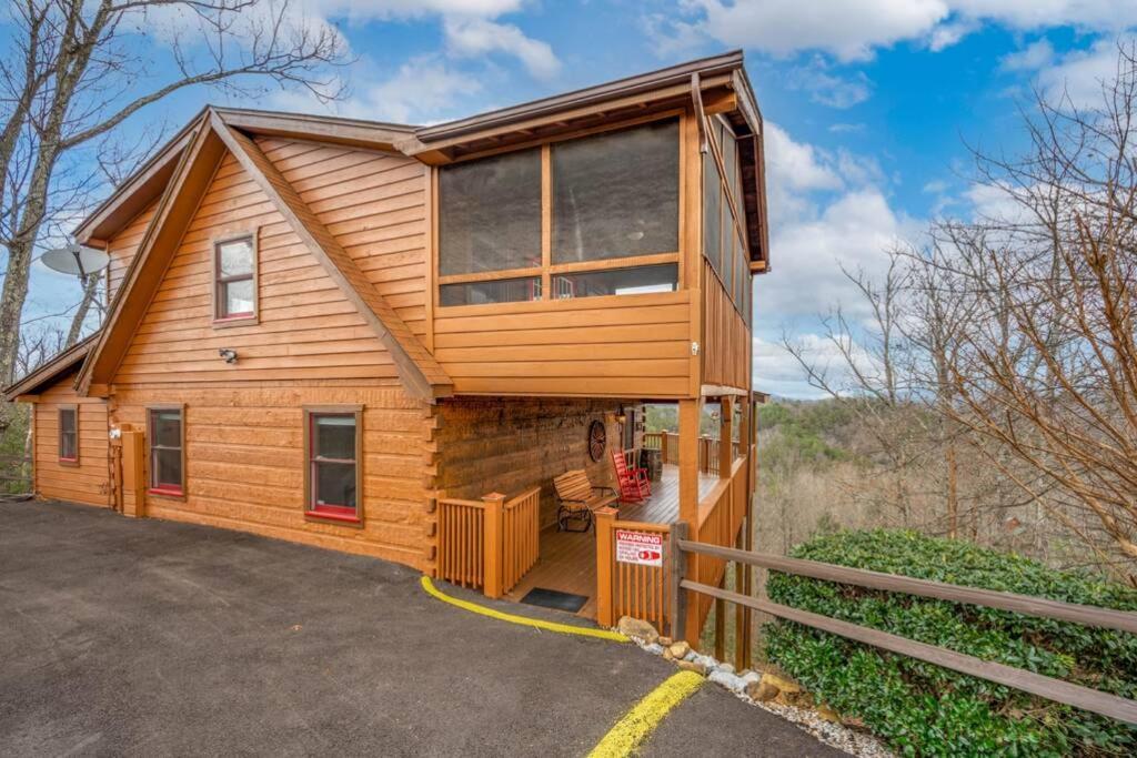 Over The Mountain - Smoky Mountain View Cabin Севьервилл Экстерьер фото
